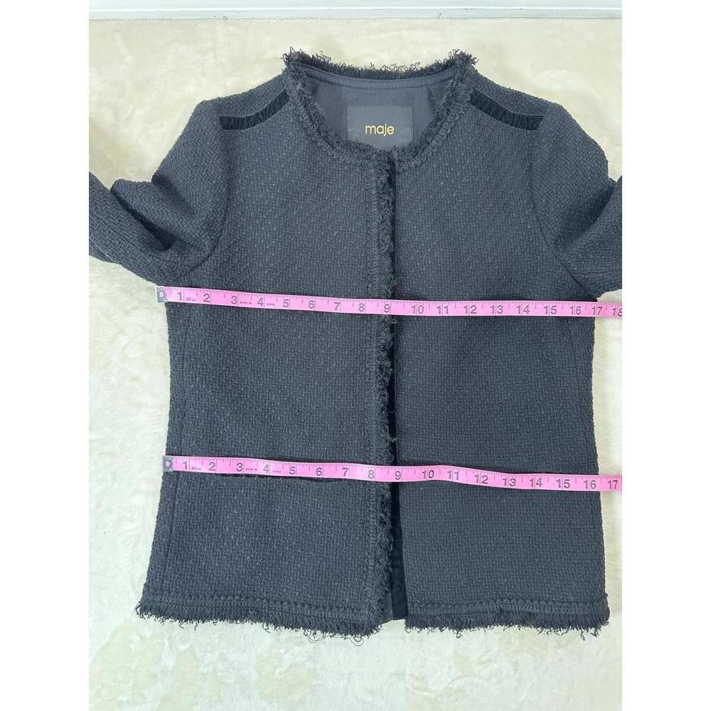 Maje Women’s Sz 36 Black Tweed Cropped Jacket Frayed Trim Classic Quiet Luxury - Picture 6 of 7